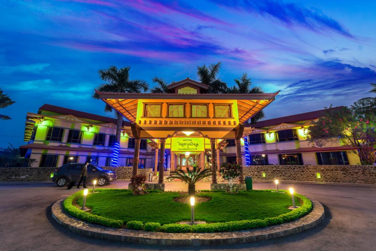 Hotel Nirvana By Luxury International Paklihwa Exterior foto
